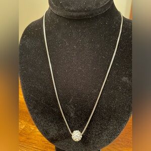 💎 Diamond Faux Ball Necklace